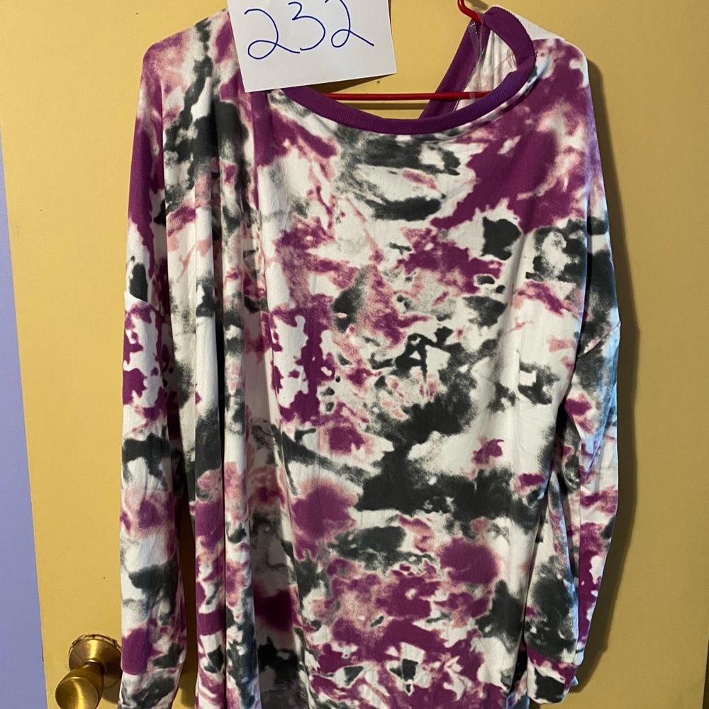 SIZE 3X BOUTIQUE STYLE TOPS NEW NEVER WORN